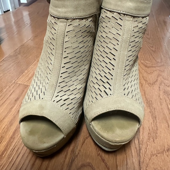 Bamboo Wedges - Picture 4 of 4